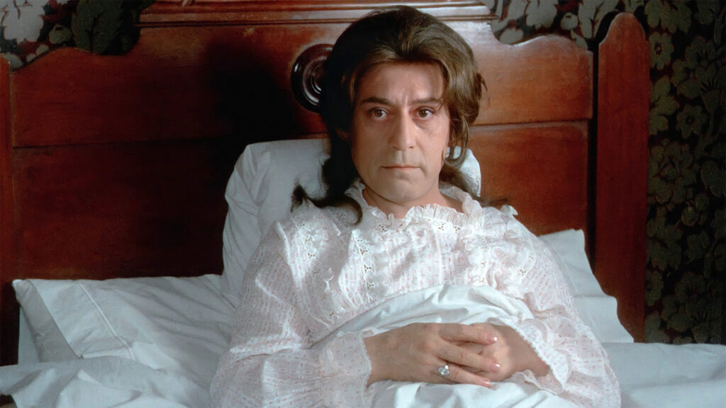 Fernando González Molina presenta 'Mi querida señorita', remake del clásico de José Luis López Vázquez